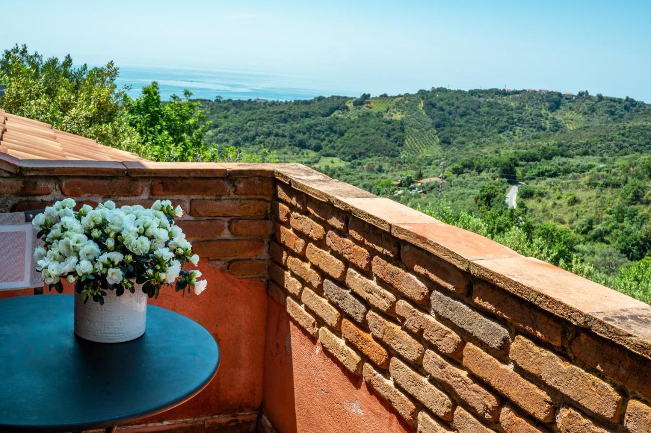 Locanda Le Tre Sorelle Casal Velino Exteriör bild